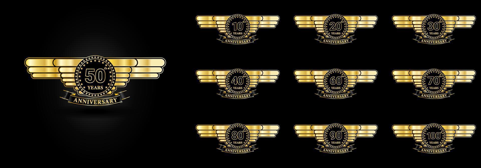 définir l'aile du logo or doré anniversaire avec bague en or et ruban isolé sur fond noir, création vectorielle pour la célébration vecteur
