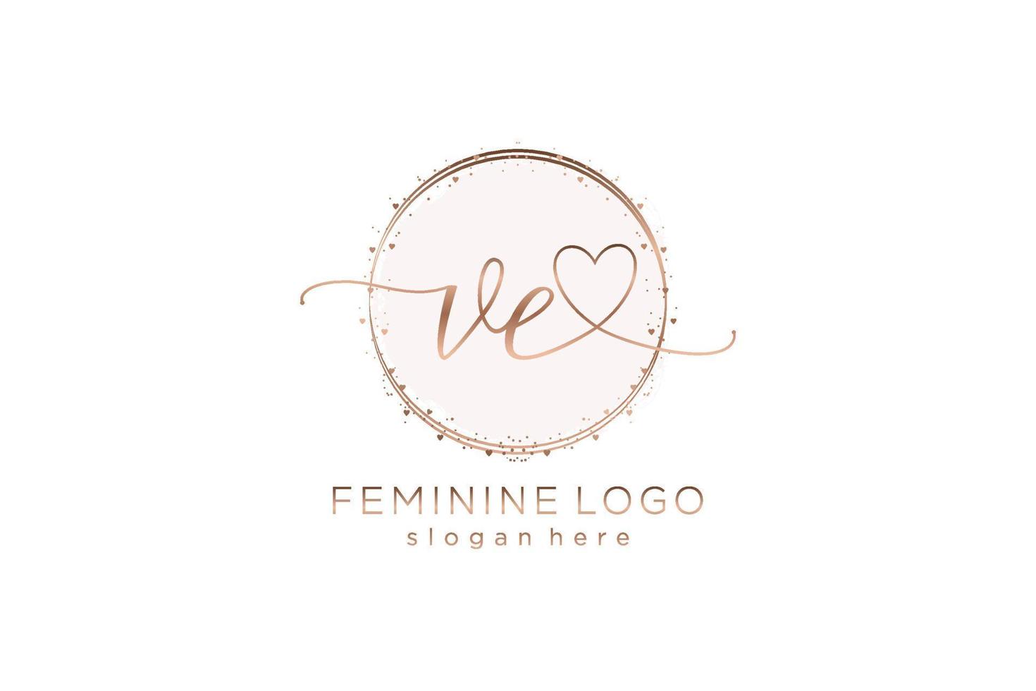 logo d'écriture initiale ve avec modèle de cercle logo vectoriel du mariage initial, mode, floral et botanique avec modèle créatif.