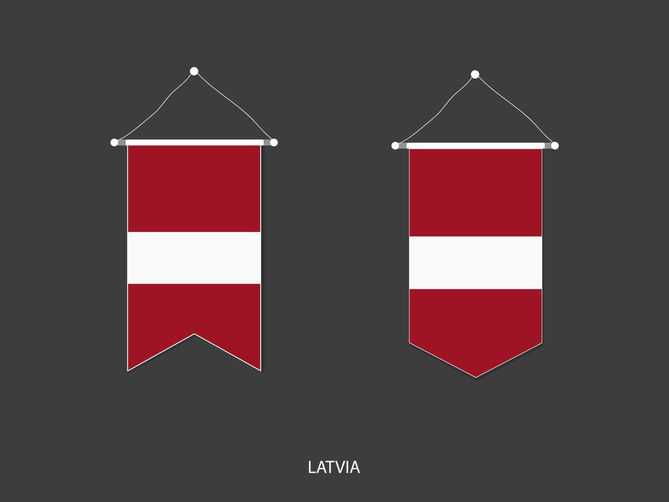 drapeau de la lettonie sous diverses formes, vecteur de fanion de drapeau de football, illustration vectorielle.