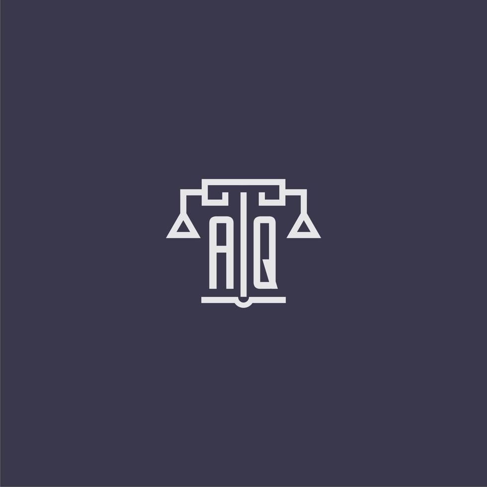 monogramme initial aq pour le logo du cabinet d'avocats avec image vectorielle d'échelles vecteur