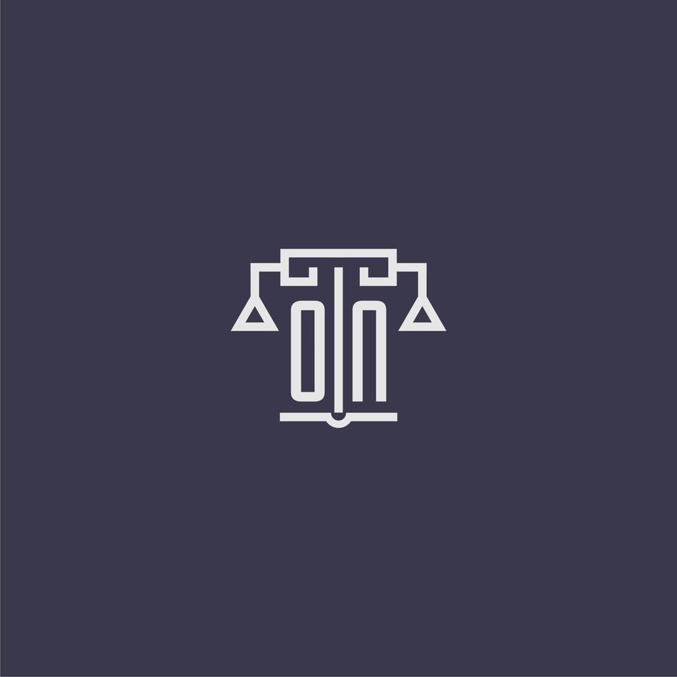 sur le monogramme initial pour le logo du cabinet d'avocats avec image vectorielle d'échelles vecteur