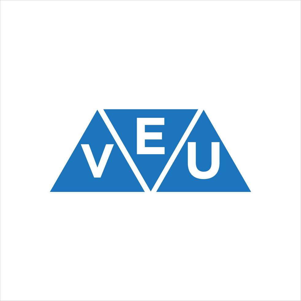 création de logo en forme de triangle evu sur fond blanc. concept de logo de lettre initiales créatives evu. vecteur