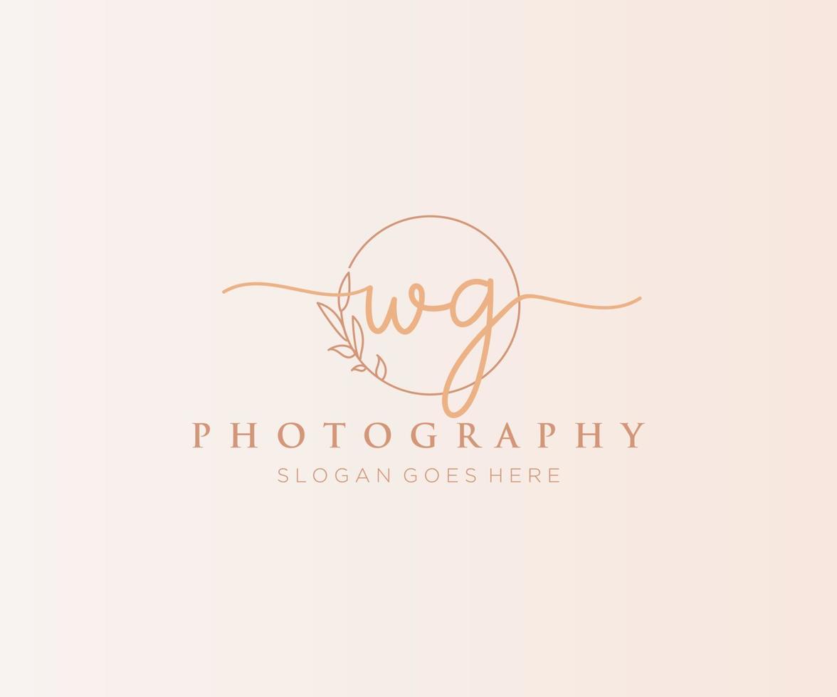 logo féminin wg initial. utilisable pour les logos nature, salon, spa, cosmétique et beauté. élément de modèle de conception de logo vectoriel plat.