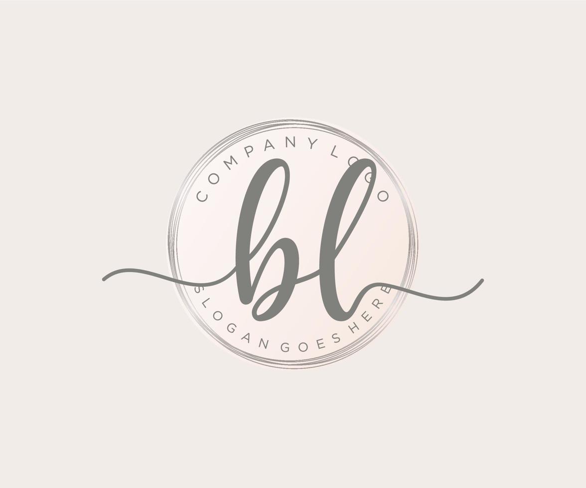 logo féminin bl initial. utilisable pour les logos nature, salon, spa, cosmétique et beauté. élément de modèle de conception de logo vectoriel plat.