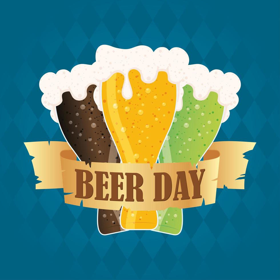 composition de célébration de la journée de la bière avec de la bière colorée vecteur