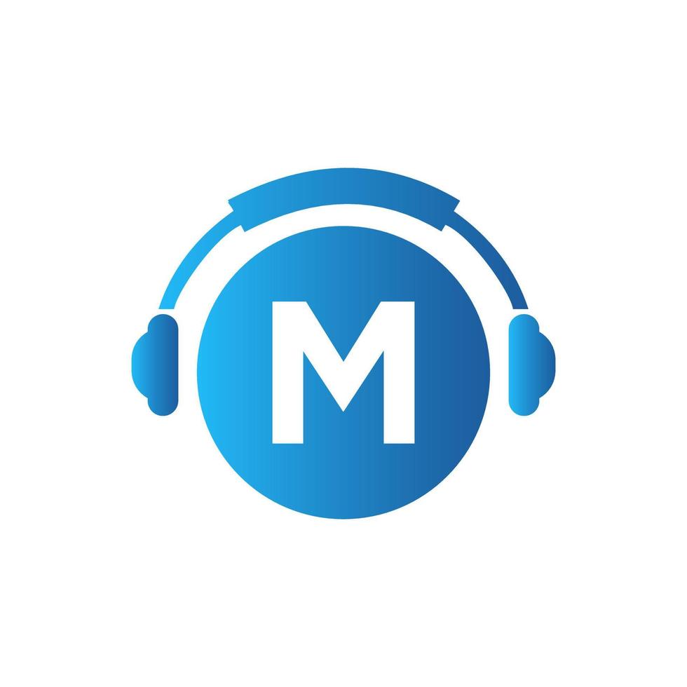 création de logo de musique lettre m. conception de casque de conception de logo de musique et de podcast dj vecteur