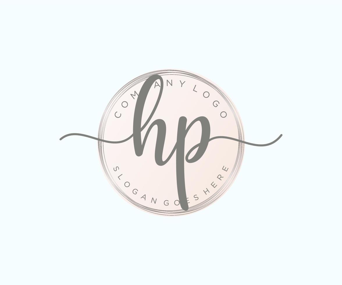 logo féminin hp initial. utilisable pour les logos nature, salon, spa, cosmétique et beauté. élément de modèle de conception de logo vectoriel plat.