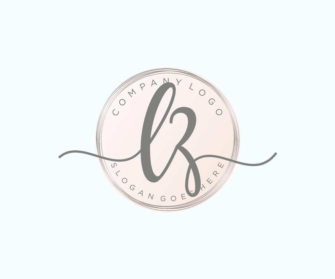 logo féminin lz initial. utilisable pour les logos nature, salon, spa, cosmétique et beauté. élément de modèle de conception de logo vectoriel plat.