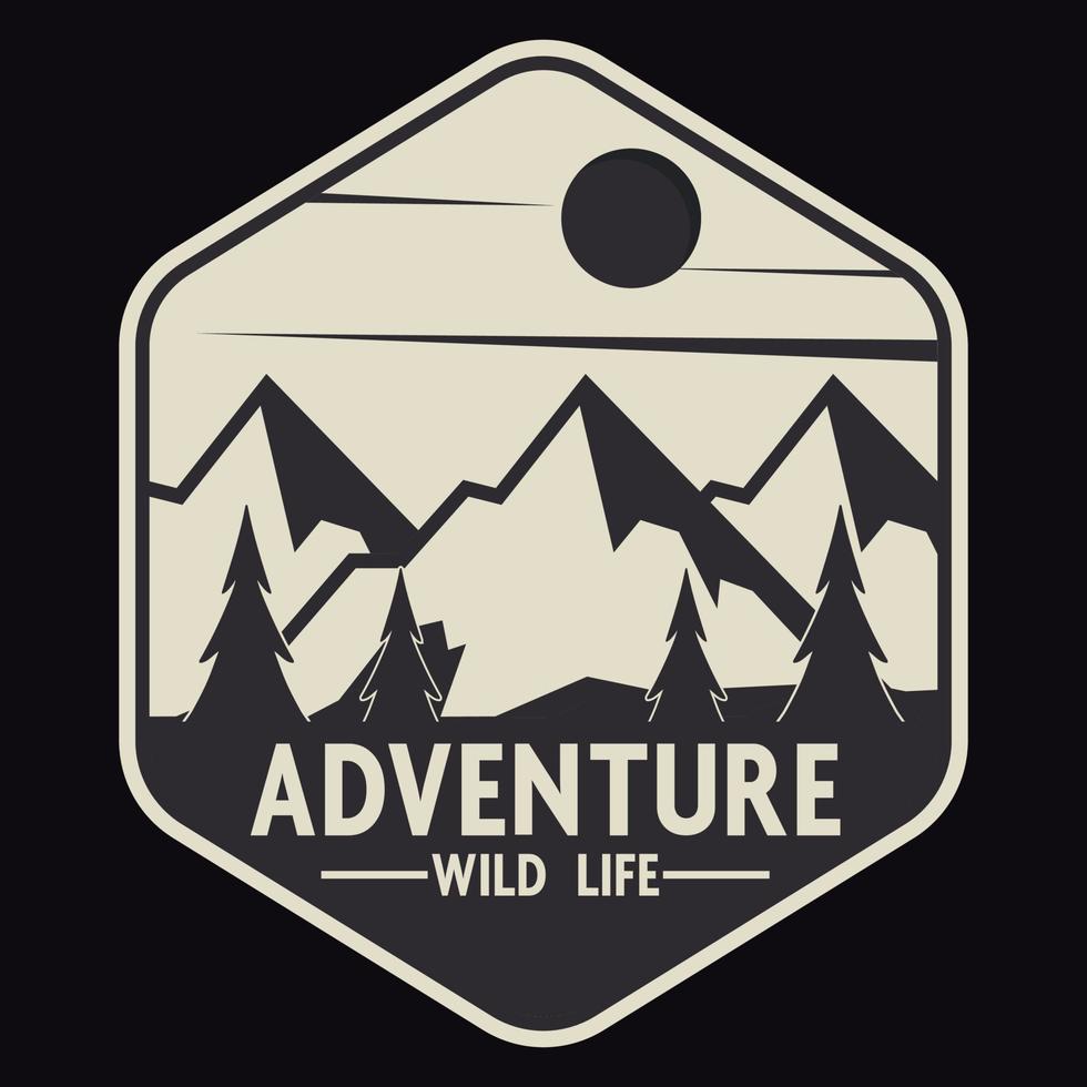 montagne aventure en plein air étiquette vector illustration rétro vintage badge autocollant et t-shirt design