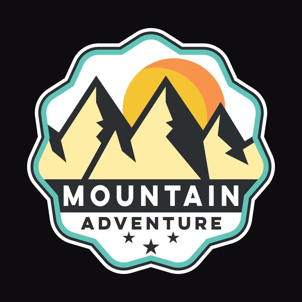 montagne aventure en plein air étiquette vector illustration rétro vintage badge autocollant et t-shirt design