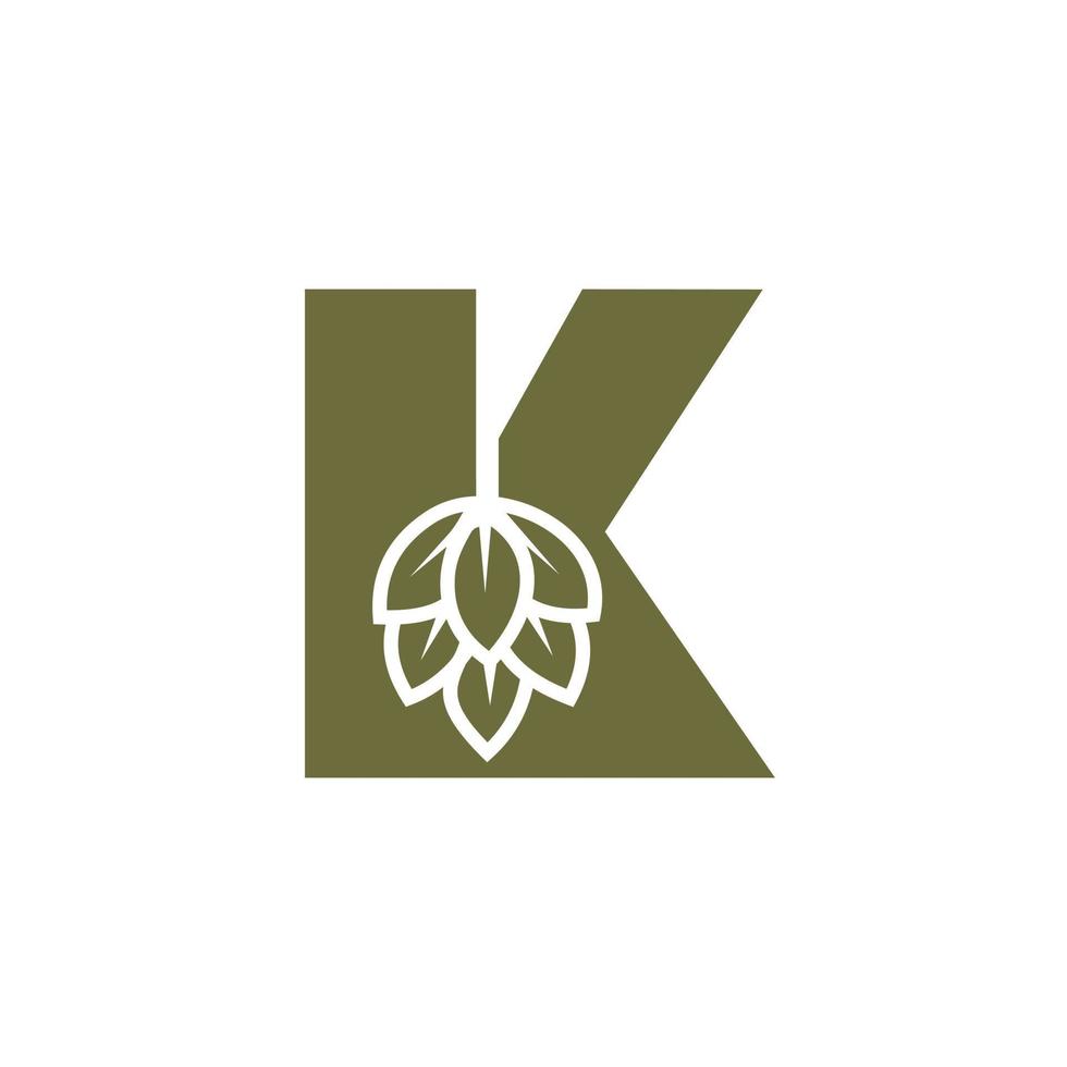 lettre initiale k logo de brassage avec modèle vectoriel d'icône de bière