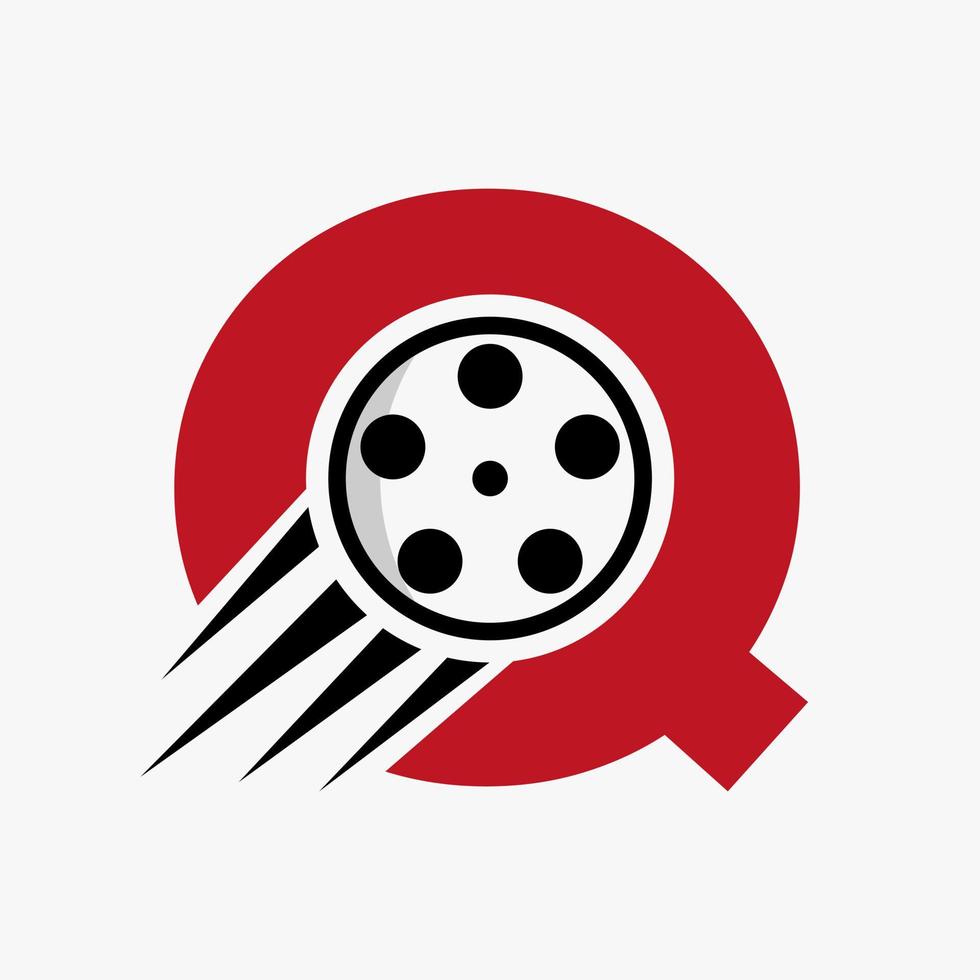 concept de logo de film lettre q avec bobine de film pour signe média, modèle vectoriel de symbole de réalisateur de film
