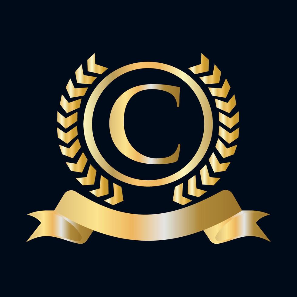 sceau, couronne de laurier d'or et ruban sur le concept de la lettre c. élément de logo de crête héraldique de luxe or vecteur de laurier vintage