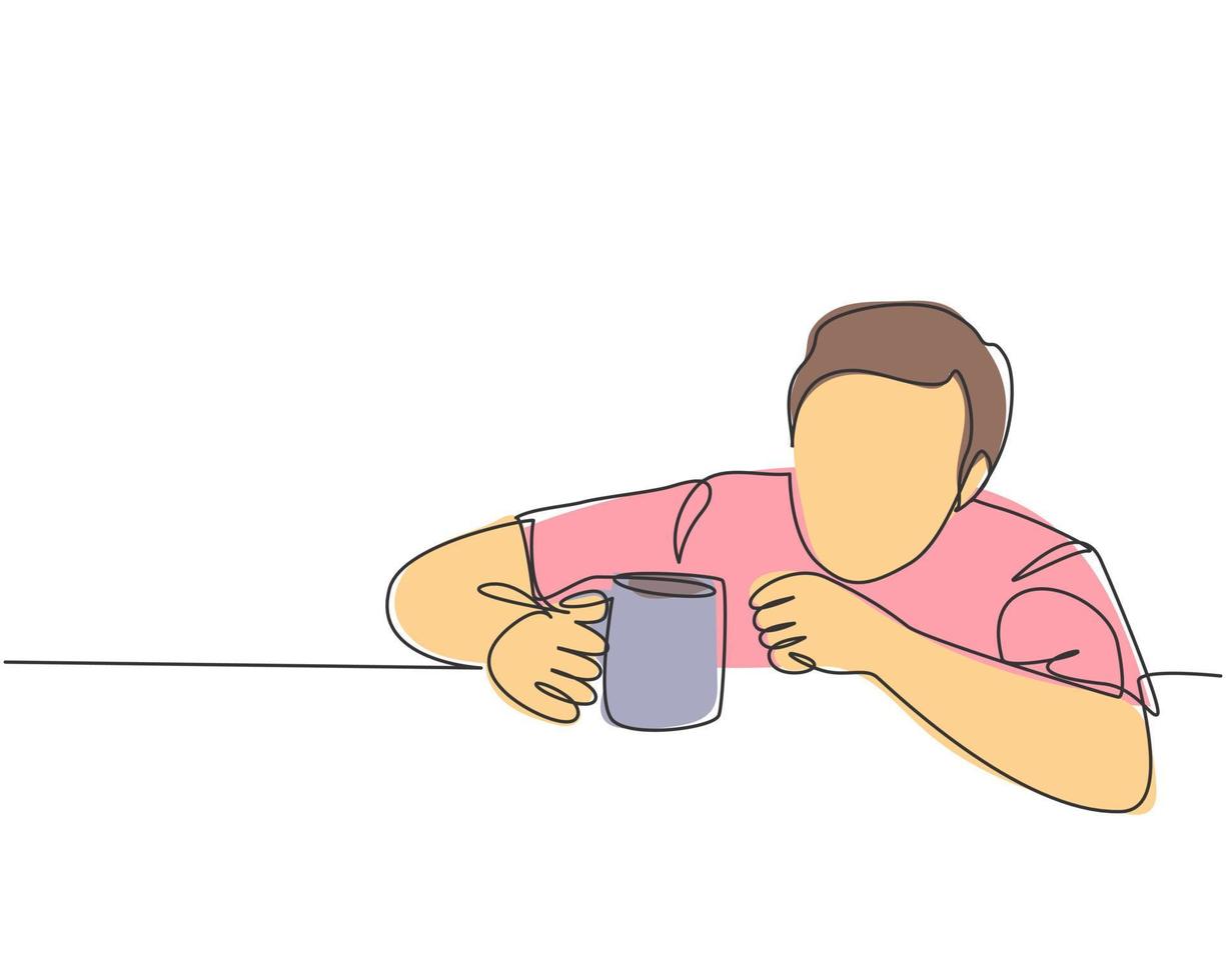 un seul dessin d'un jeune travailleur désespéré regardant fixement une tasse de café pendant qu'il commande un verre au café. boire du café ou du thé concept ligne continue dessiner symbole design illustration vectorielle vecteur