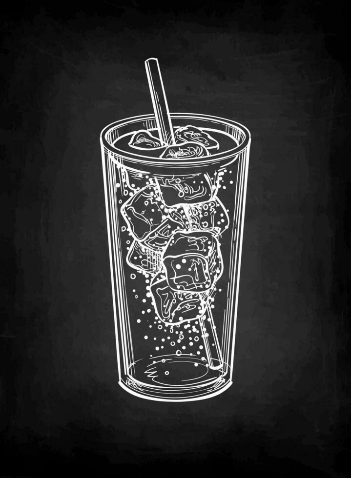 un soda verre avec la glace et en buvant paille. craie esquisser de Cola sur tableau noir Contexte. main tiré vecteur illustration. rétro style.