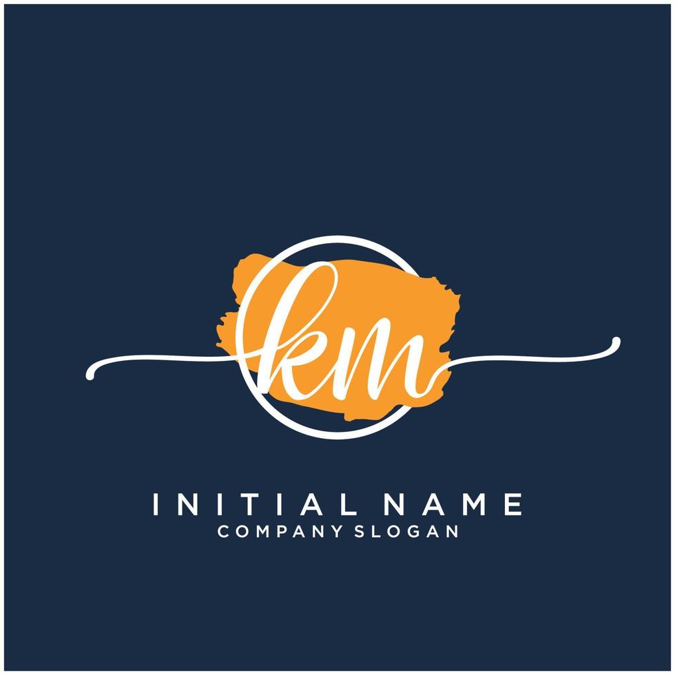 initiale km féminin logo collections modèle. écriture logo de initiale signature, mariage, mode, bijoux, boutique, floral et botanique avec Créatif modèle pour tout entreprise ou entreprise. vecteur