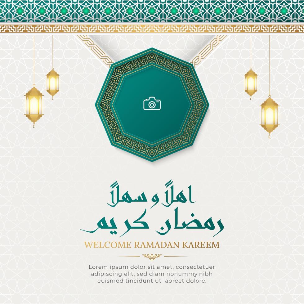 Ramadan kareem arabe islamique social médias Publier conception avec arabesque frontière et photo Cadre vecteur