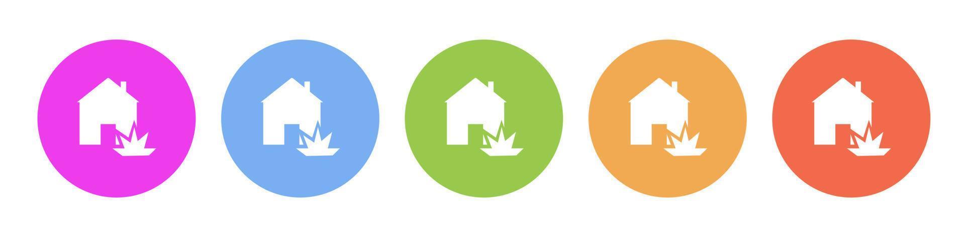 multi coloré plat Icônes sur rond arrière-plans. explosion, maison, loger, Assurance multicolore cercle vecteur icône sur blanc Contexte