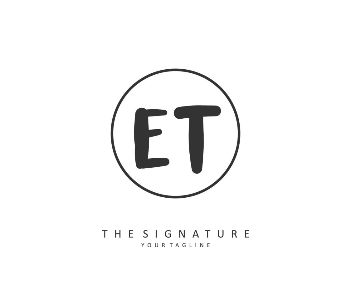 e t et initiale lettre écriture et Signature logo. une concept écriture initiale logo avec modèle élément. vecteur