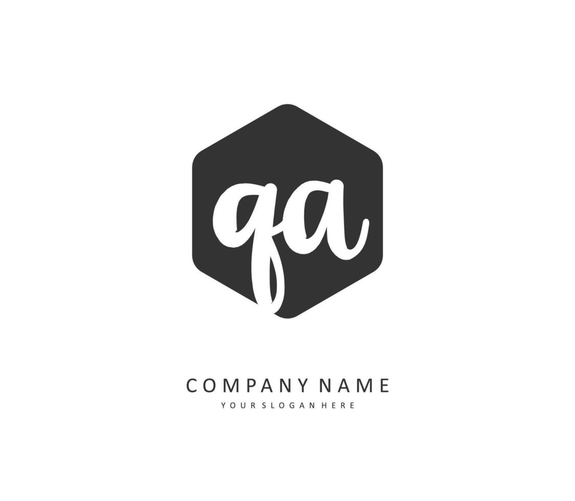 q une qa initiale lettre écriture et Signature logo. une concept écriture initiale logo avec modèle élément. vecteur