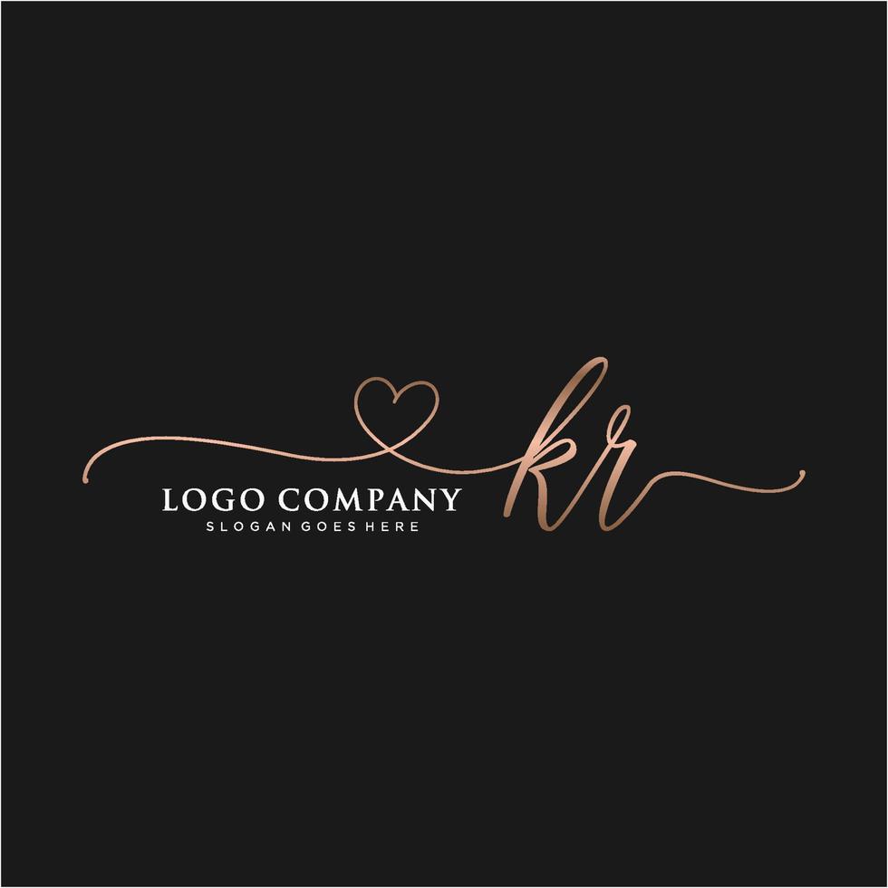 initiale kr féminin logo collections modèle. écriture logo de initiale signature, mariage, mode, bijoux, boutique, floral et botanique avec Créatif modèle pour tout entreprise ou entreprise. vecteur