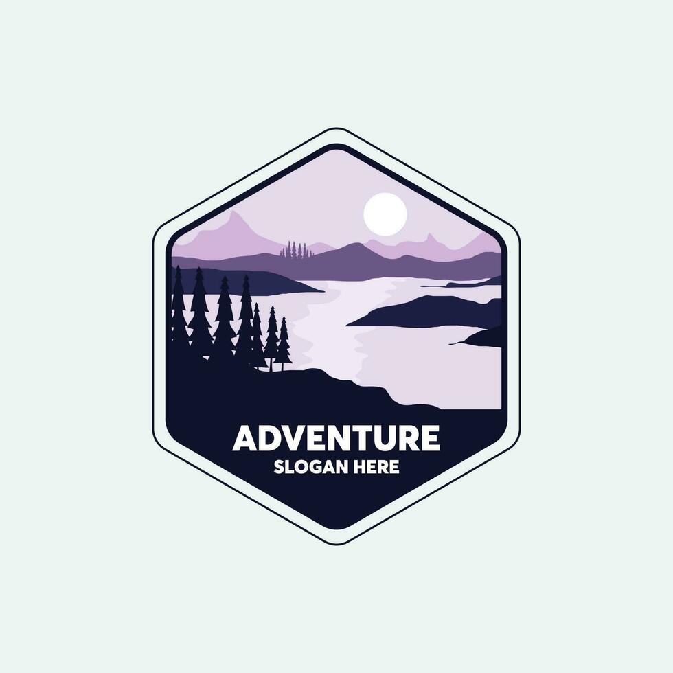 Montagne étiqueter. randonnée emblème, Montagne emblème badge et Extérieur colline Voyage étiqueter. tourisme logo. aventure logo. vecteur