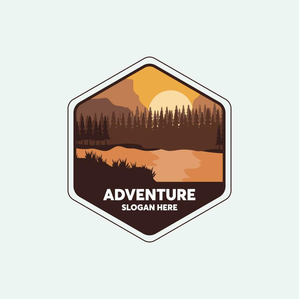 Montagne étiqueter. randonnée emblème, Montagne emblème badge et Extérieur colline Voyage étiqueter. tourisme logo. aventure logo. vecteur