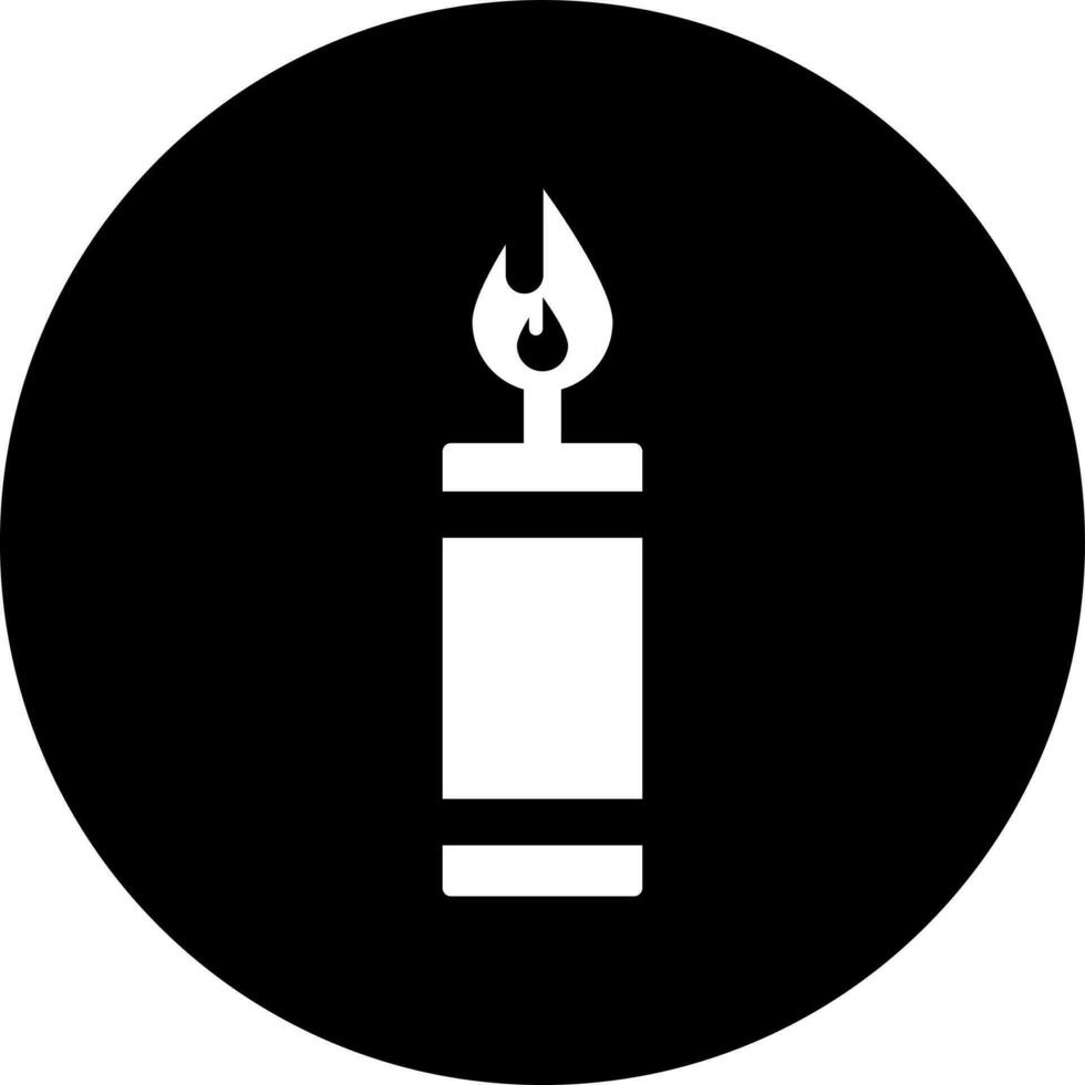brûlant bougie icône dans noir et blanc couleur. vecteur