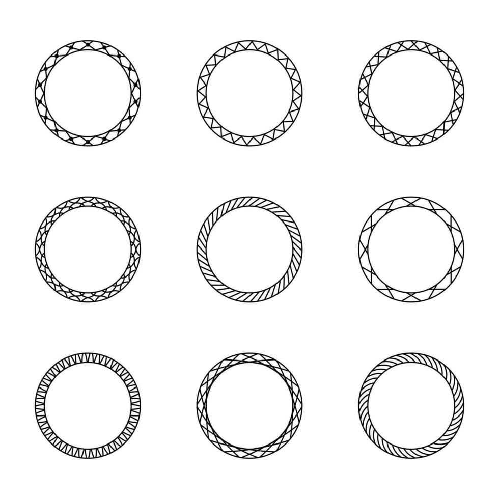 ensemble de noir ancien circulaire cadres avec ornement. une ensemble de abstrait noir symboles. collection de rétro bannières. cercle vide modèles avec endroit pour information et texte. vecteur