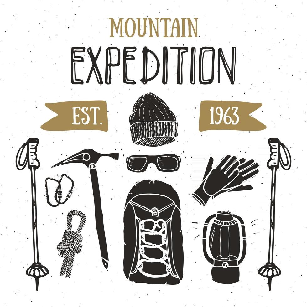 ensemble vintage expédition en montagne. Éléments de croquis dessinés à la main pour emblème de badge rétro, aventure de randonnée en plein air et montagnes explorant la conception d'étiquettes, sports extrêmes, illustration vectorielle. vecteur