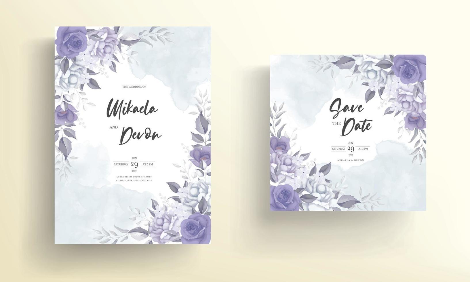 belle carte d'invitation de mariage avec décoration de fleurs violettes vecteur