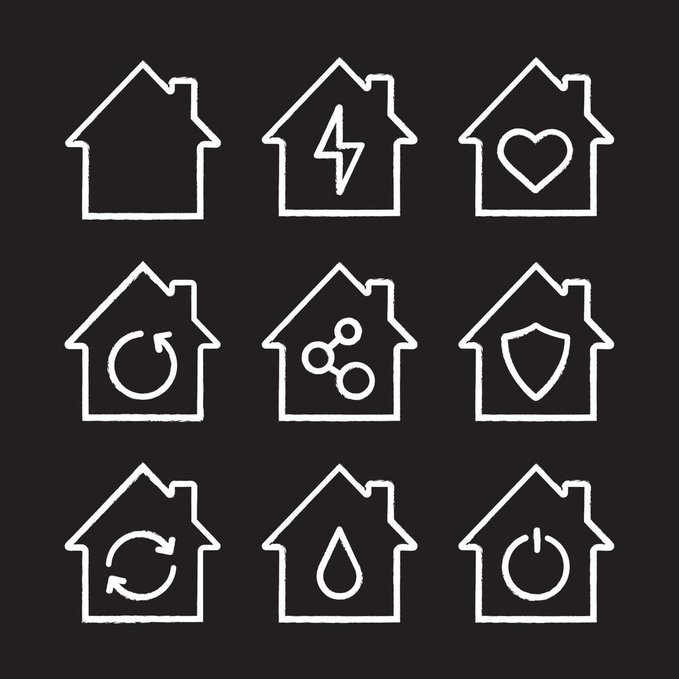 maisons ensemble d'icônes de craie. bâtiments résidentiels avec foudre, cœur, connexion réseau, bouclier, goutte de liquide à l'intérieur. maisons intelligentes. illustrations de tableau de vecteur isolé