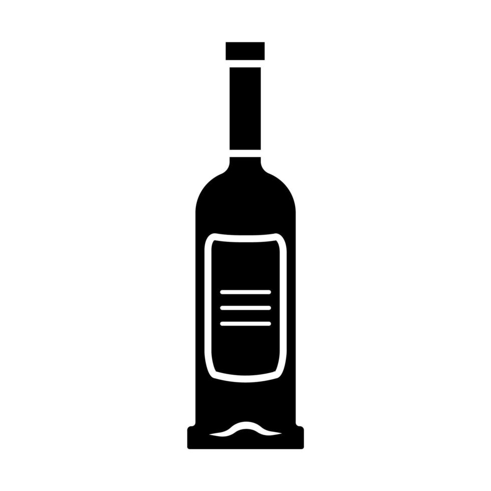 bouteille en verre de vin, gin, icône de glyphe d'absinthe. boisson alcoolisée, boisson. bouteille d'alcool en verre de couleur. verres à pied au bar, café. symbole de silhouette. espace négatif. illustration vectorielle isolée vecteur