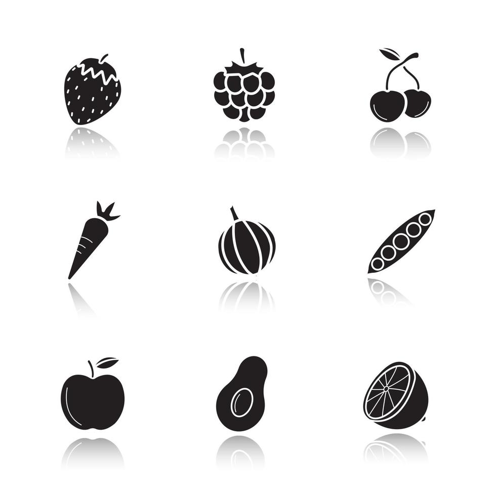 fruits, baies et légumes ombre portée ensemble d'icônes noires. fraise, framboise, cerises, carotte, ail, gousse de pois ouverte, pomme, avocat, citron. illustrations vectorielles isolées vecteur