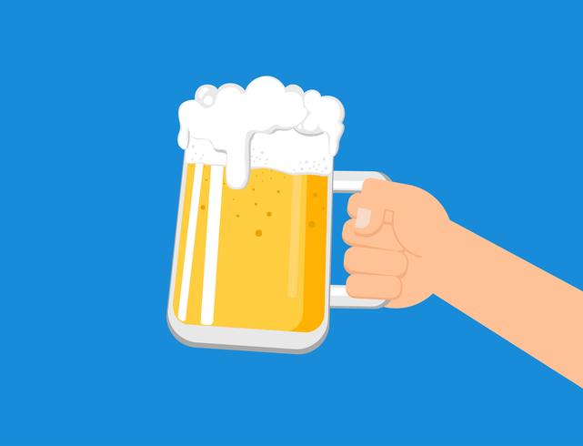 Mains tenant une chope de bière isolée sur fond bleu - illustration vectorielle vecteur