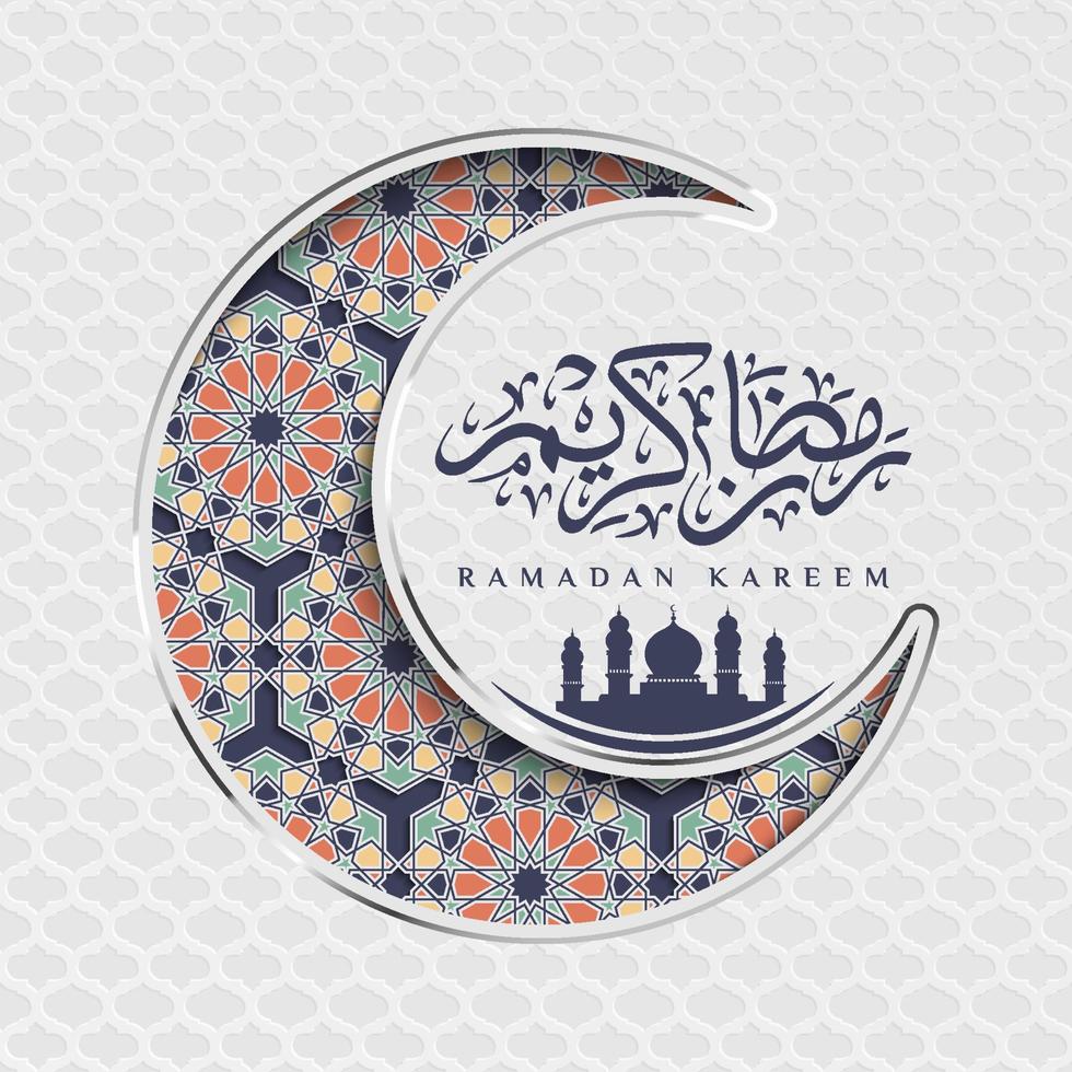 beau ramadan kareem en papier découpé avec calligraphie arabe, motif arabesque, croissant et silhouette de mosquée. ramadan kareem en calligraphie arabe vecteur