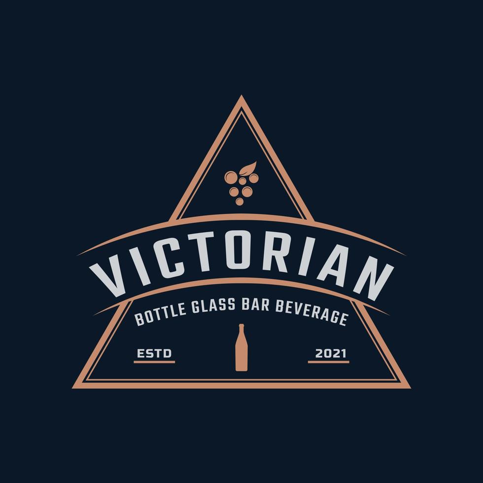 luxe vintage rétro étiquette insigne emblème floral victorien bouteille de vin verre bar boisson logo design inspiration vecteur