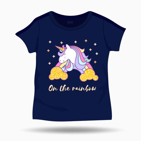 Illustration mignonne de licorne sur le modèle d&#39;enfants de chemise. Illustration vectorielle vecteur