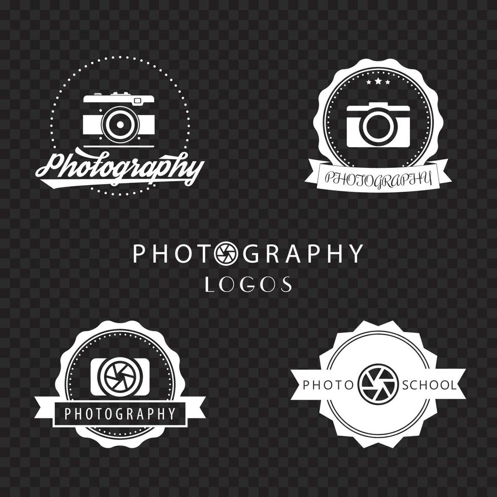 logos de photographie, école de photo, emblèmes de photographe, appareil photo rétro, signe d'ouverture vecteur