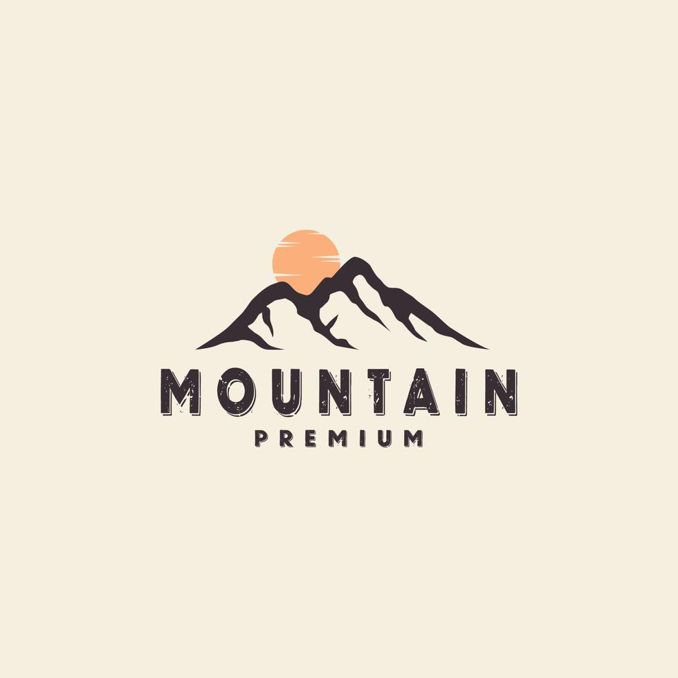 montagne avec coucher de soleil aventure logo vecteur vintage icône symbole illustration design
