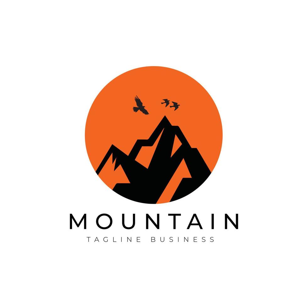 conception de vecteur de logo de montagne