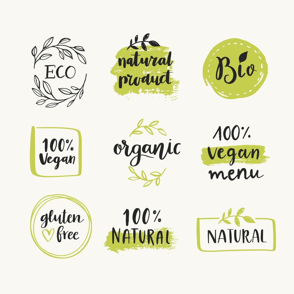 ensemble d'étiquettes d'aliments biologiques et d'éléments de conception vectorielle. étiquettes d'aliments bio, biologiques, sans gluten, écologiques, végétaliens et sains. modèles de logo d'aliments biologiques. vecteur