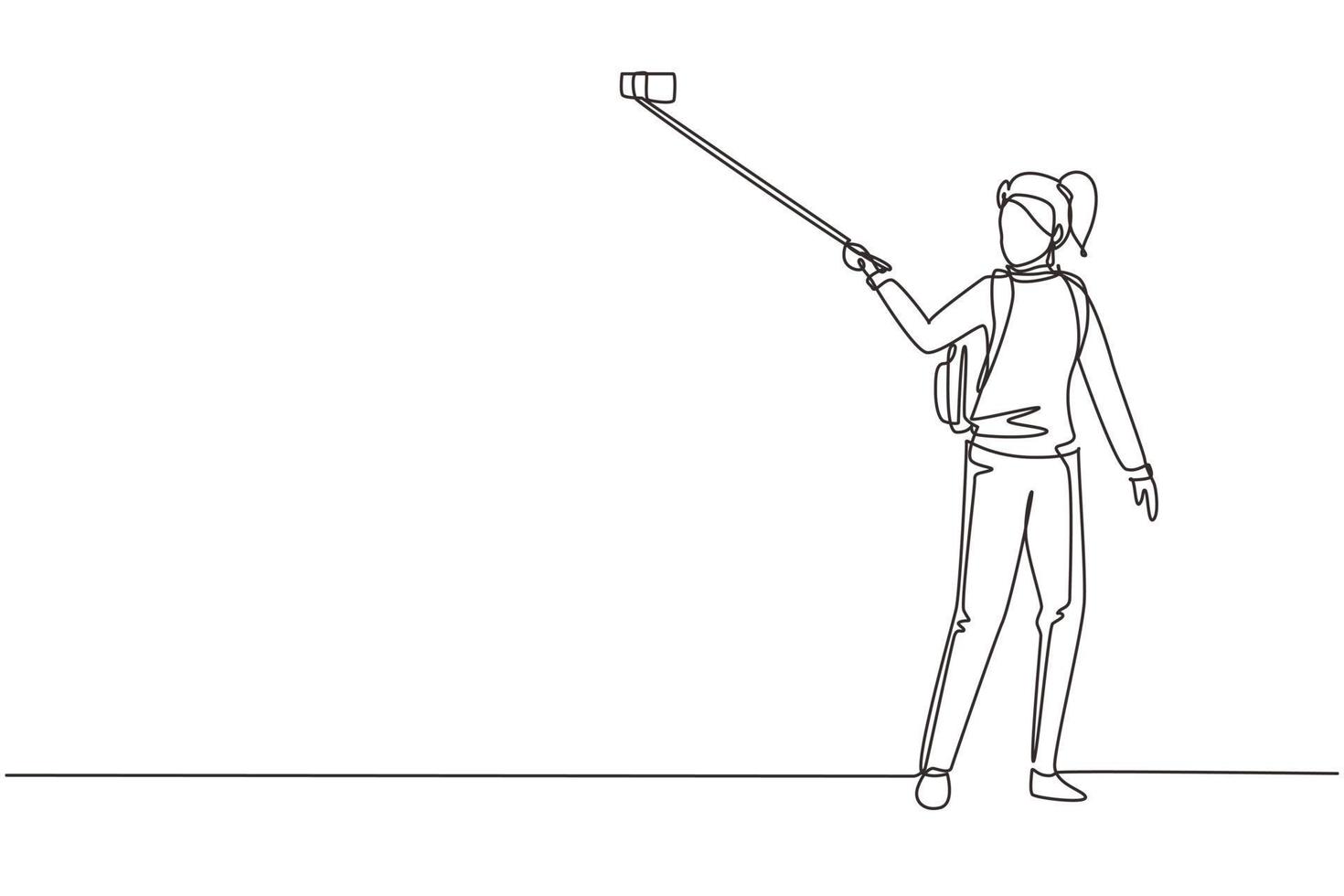 dessin continu d'une ligne femme avec sac à dos sur les épaules. jeune fille faisant des photos à l'aide d'un bâton de selfie et d'un smartphone. activité estivale dans la nature. illustration graphique vectorielle de conception de dessin à une seule ligne vecteur