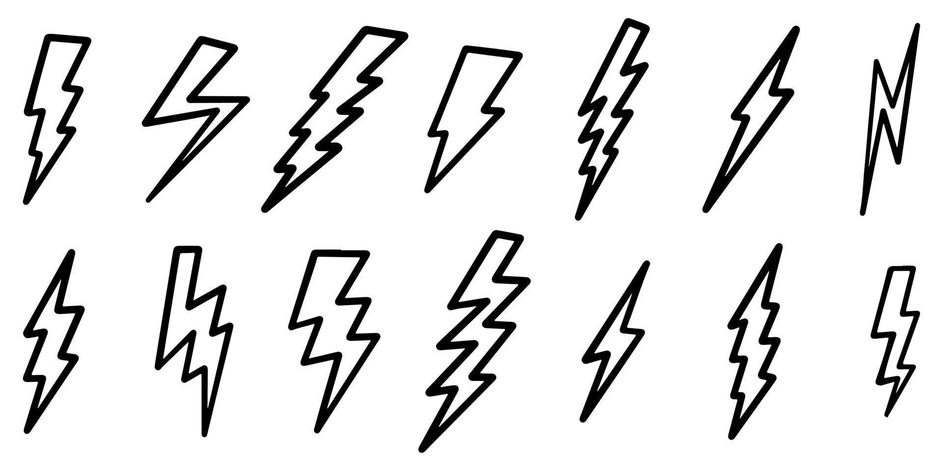 ensemble d'illustrations de croquis de symbole d'éclair électrique doodle vecteur dessinés à la main. illustration vectorielle.