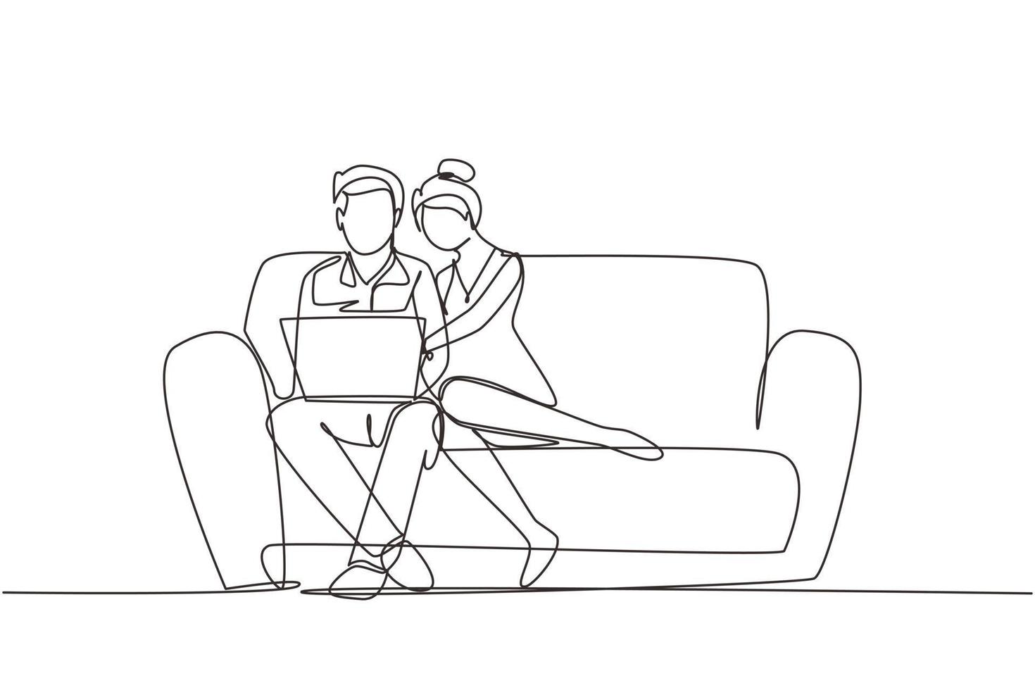 un seul dessin au trait salon confortable. un jeune couple se câline doucement sur le canapé et regarde un film sur son ordinateur portable. vie de famille heureuse avec intérieur. illustration vectorielle graphique de conception de dessin en ligne continue vecteur