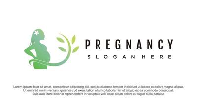 création de logo femme enceinte avec concept nature vecteur premium