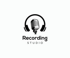 modèle de logo de studio d'enregistrement. logo du casque audio. vecteur