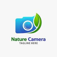 création de logo de caméra nature vecteur