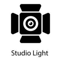 icône de glyphe de lumière de studio isolé sur fond blanc vecteur
