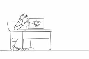 une seule ligne continue dessinant un homme d'affaires arabe en colère casse son ordinateur portable en le frappant avec le poing fermé assis au bureau. ouvrier frustré trou de poinçonnage dans l'écran du pc. vecteur de conception d'une ligne